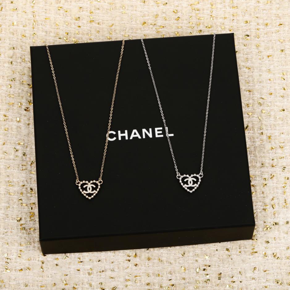 replica,repliche,fake,1:1,earrings,bracelet,ring,jewelry Collana Chanel con cuore cavo (Y3JGL) replica,repliche,fake,1:1,earrings,bracelet,ring,jewelry Collana Chanel con cuore cavo (Y3JGL)