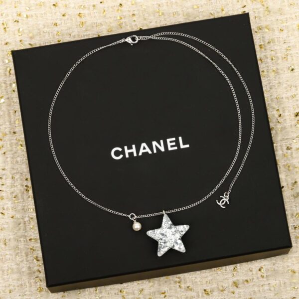 replica,repliche,fake,1:1,earrings,bracelet,ring,jewelry Collana Chanel Star ⭐️ in acrilico con paillettes (P1V68)