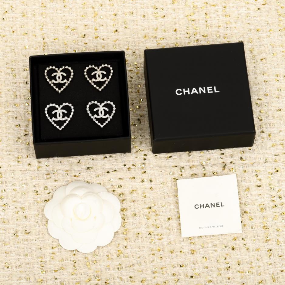 replica,repliche,fake,1:1,earrings,bracelet,ring,jewelry Orecchini Chanel a forma di cuore cavo grande (WOHL0) replica,repliche,fake,1:1,earrings,bracelet,ring,jewelry Orecchini Chanel a forma di cuore cavo grande (WOHL0)