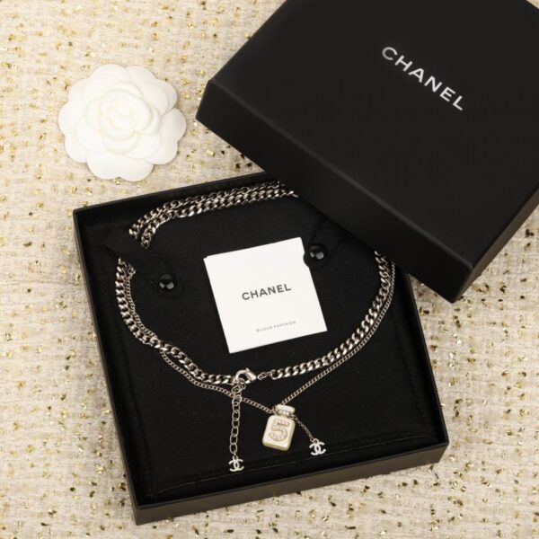 Collana girocollo con flacone di profumo Chanel ➕ resina di flacone di profumo ➕ diamante Swarovski (5OK2P)