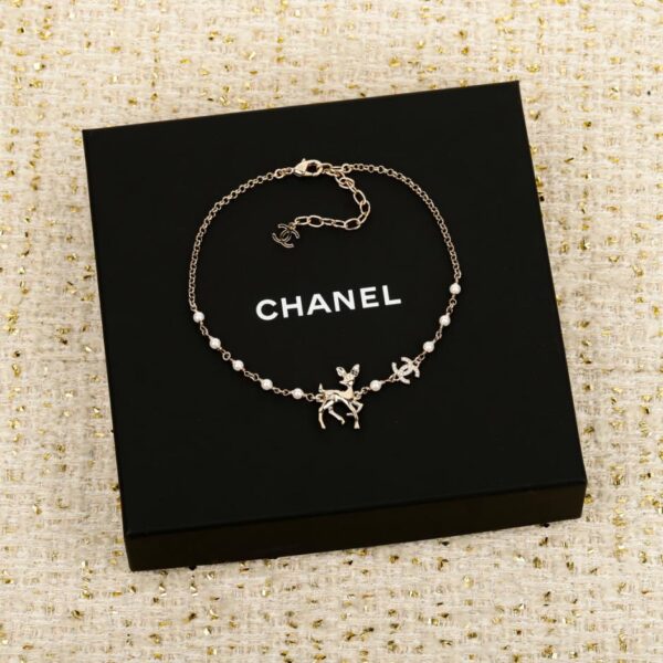 replica,repliche,fake,1:1,earrings,bracelet,ring,jewelry Collana girocollo con cervo Chanel (8OK77)