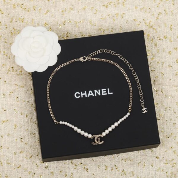 replica,repliche,fake,1:1,earrings,bracelet,ring,jewelry Collana girocollo di perle fatta a mano Chanel (8NSLM)