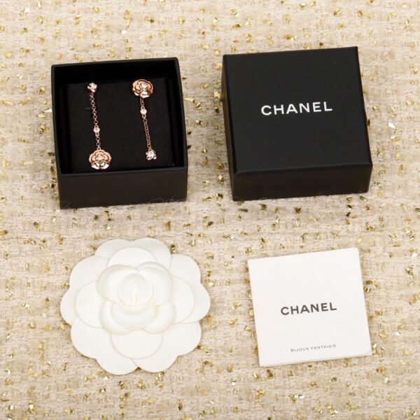 Orecchini Chanel Camellia (OM63Y)