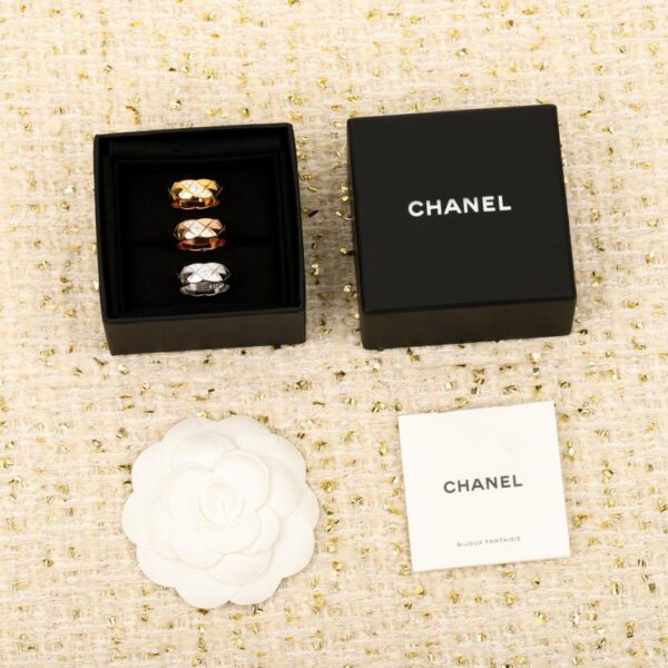 replica,repliche,fake,1:1,earrings,bracelet,ring,jewelry Anello Chanel con diamanti (48L92)
