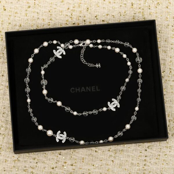 replica,repliche,fake,1:1,earrings,bracelet,ring,jewelry Collana con doppia C di Chanel e perle e diamanti (ZLXJF)