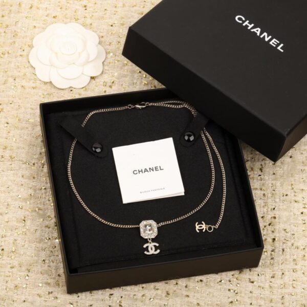 replica,repliche,fake,1:1,earrings,bracelet,ring,jewelry L’ultima collana Chanel 23! (KK2NY)