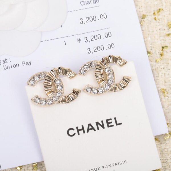Orecchini Chanel artigianali con doppia C (EL4YK)