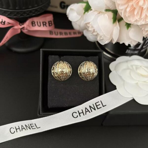 Orecchini semicircolari Chanel 25a in oro noce (9JNGY)