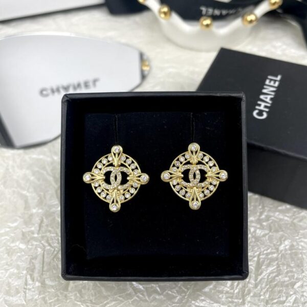 Orecchini Chanel Double C con diamanti cavi (EBFBH)