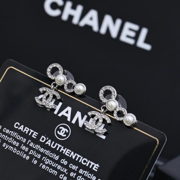 replica,repliche,fake,1:1,earrings,bracelet,ring,jewelry Orecchini Chanel con doppia lettera C Coco anni ’20 (Z9KRL)