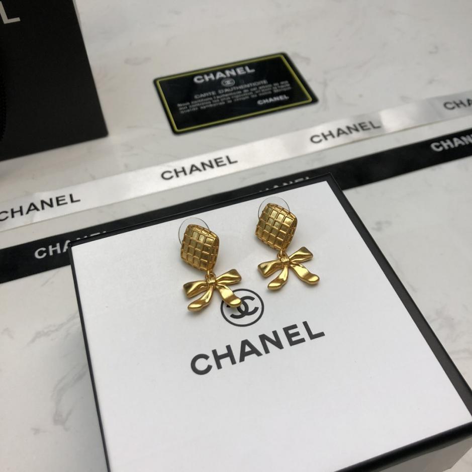 replica,repliche,fake,1:1,earrings,bracelet,ring,jewelry Orecchini vintage Chanel nuovi (O5H07) replica,repliche,fake,1:1,earrings,bracelet,ring,jewelry Orecchini vintage Chanel nuovi (O5H07)