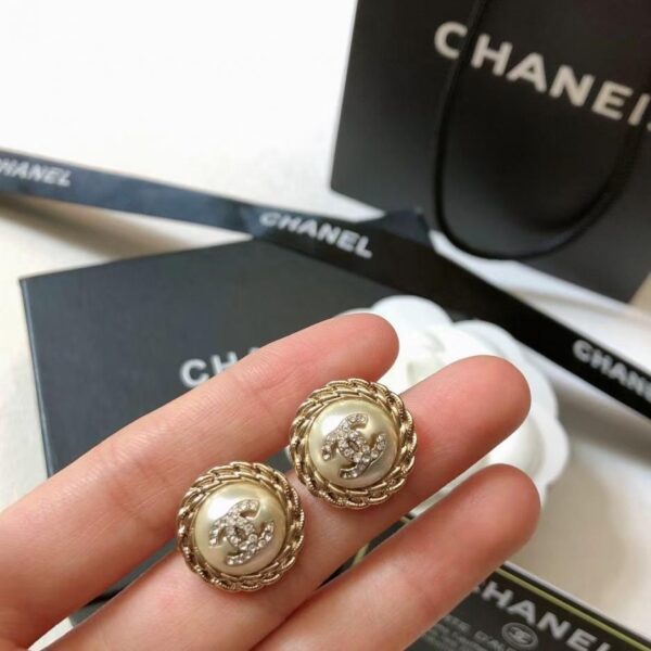 Nuovi orecchini Chanel (EFZ2T)