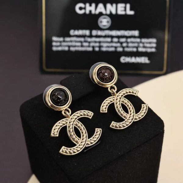 Orecchini Chanel 25A con doppia C filettata (5QPZL)