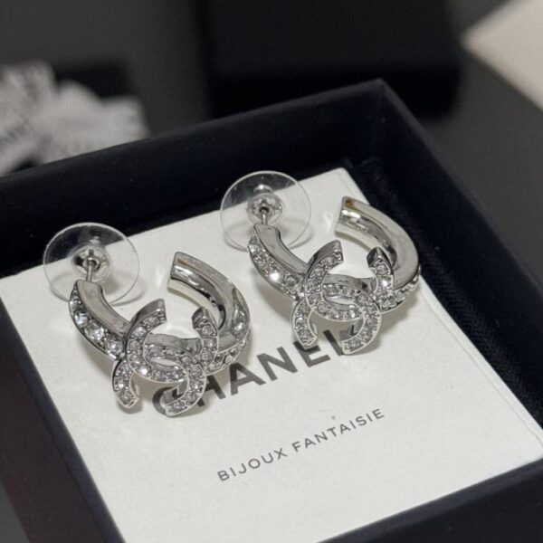 Orecchini Chanel in platino con diamanti rotondi, materiale ottone ZP (H4978)