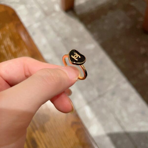 replica,repliche,fake,1:1,earrings,bracelet,ring,jewelry Anello Chanel doppia C (A6WG3)