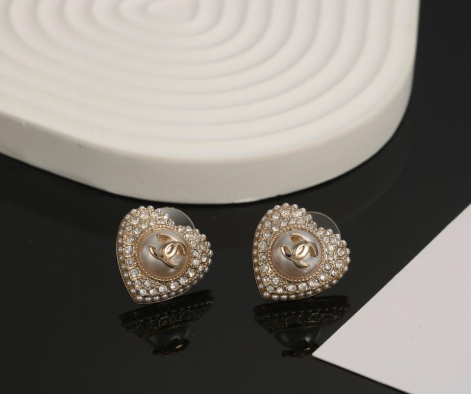 replica,repliche,fake,1:1,earrings,bracelet,ring,jewelry Orecchini Chanel a forma di cuore con pesca (8JXNG) replica,repliche,fake,1:1,earrings,bracelet,ring,jewelry Orecchini Chanel a forma di cuore con pesca (8JXNG)