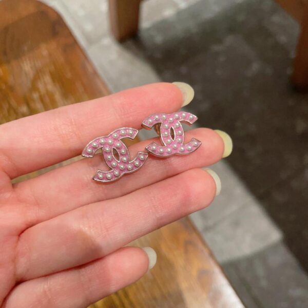 replica,repliche,fake,1:1,earrings,bracelet,ring,jewelry Orecchini vintage Chanel con doppia C, replica originale del logo (LBD4U)