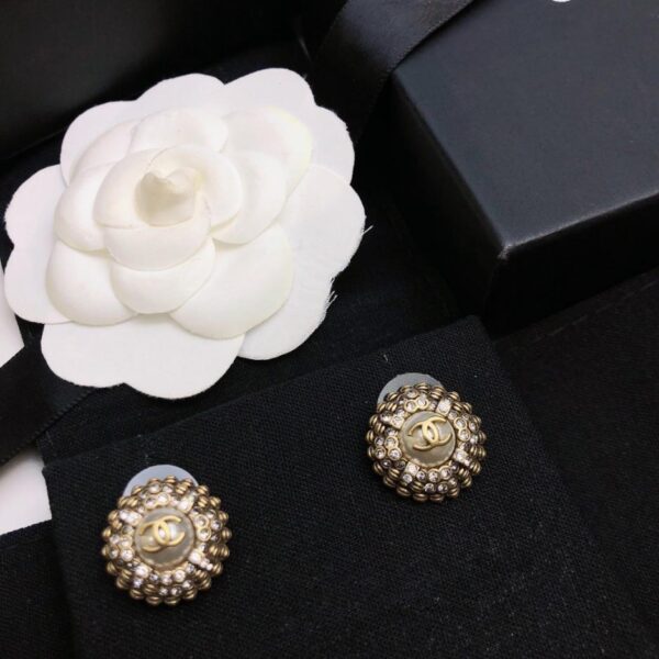 Nuovi orecchini di perle Chanel in argento sterling 925, conta aghi originali in ottone dorato (OM1R1)