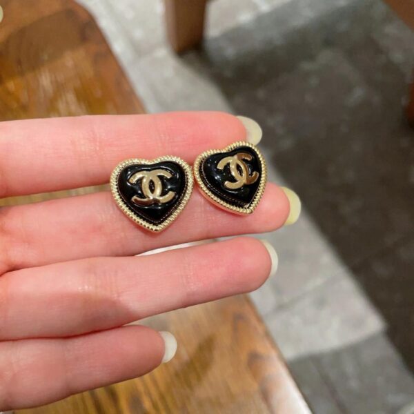 replica,repliche,fake,1:1,earrings,bracelet,ring,jewelry Orecchini vintage Chanel con doppia C, replica originale del logo (NL6YJ)