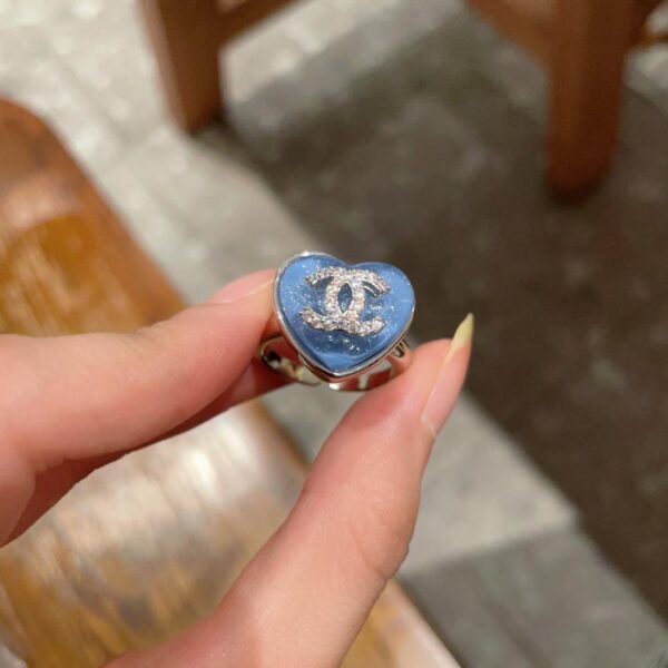replica,repliche,fake,1:1,earrings,bracelet,ring,jewelry Anello Chanel doppia C FC63E)
