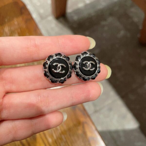 Orecchini vintage Chanel con doppia C, replica originale del logo (3GBHQ)
