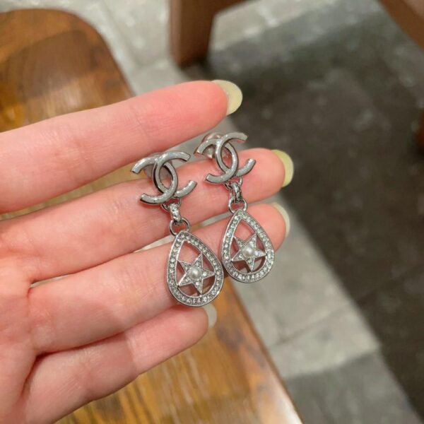Orecchini vintage Chanel con doppia C, replica originale del logo (I3GOJ)