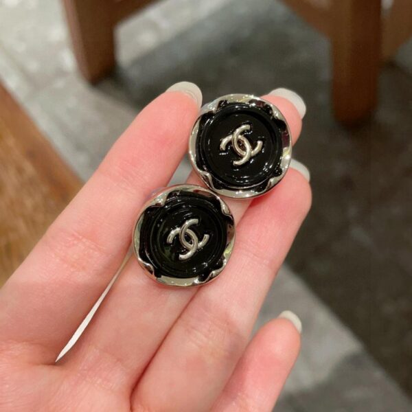 Orecchini Chanel di seconda mano (GGAPW)