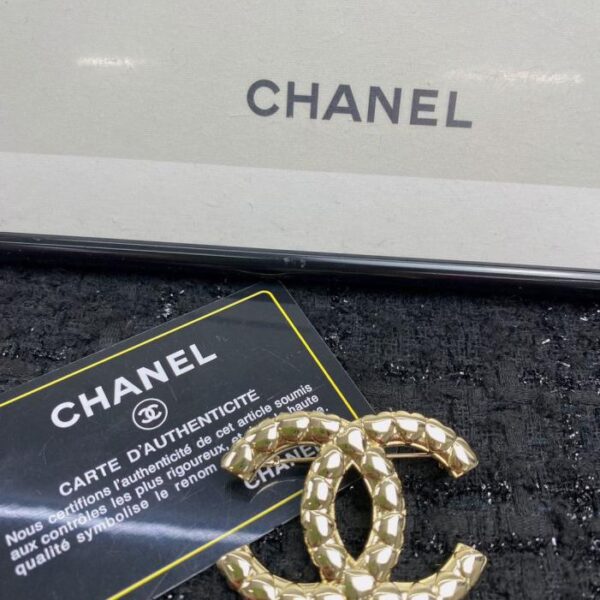 replica,repliche,fake,1:1,earrings,bracelet,ring,jewelry Spilla Chanel (AEEC7)