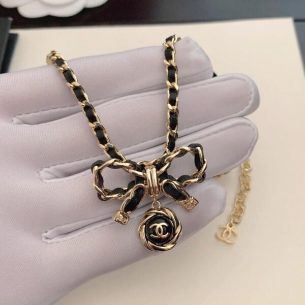 replica,repliche,fake,1:1,earrings,bracelet,ring,jewelry Nuova collana con fiocco Chanel in ottone ZP (Z52RH)