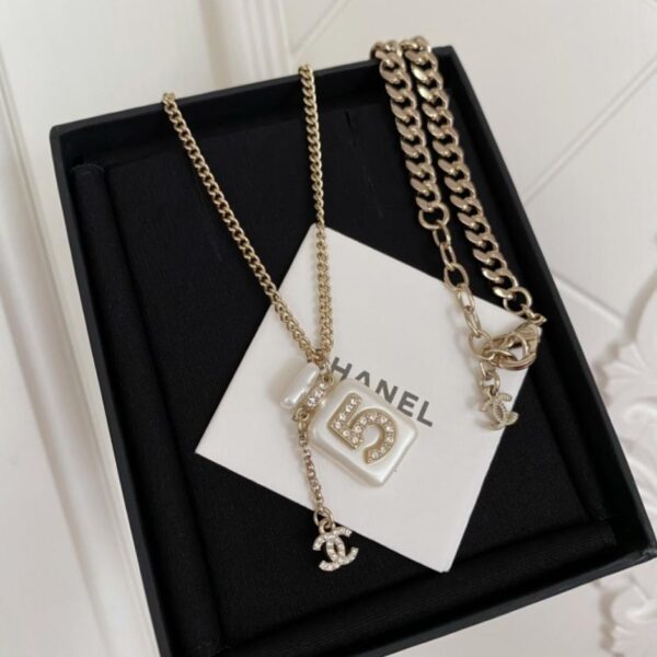 replica,repliche,fake,1:1,earrings,bracelet,ring,jewelry Collana con flacone di profumo Chanel 22s (OZQK0)