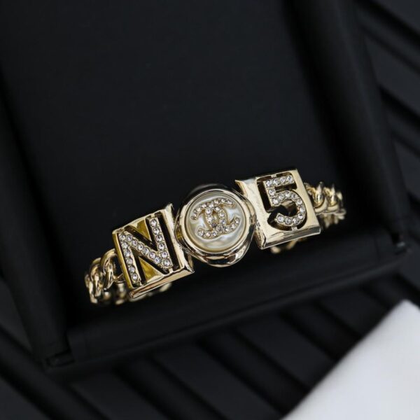 replica,repliche,fake,1:1,earrings,bracelet,ring,jewelry Bracciale Chanel classico N5 con doppia lettera C (2DDXC)