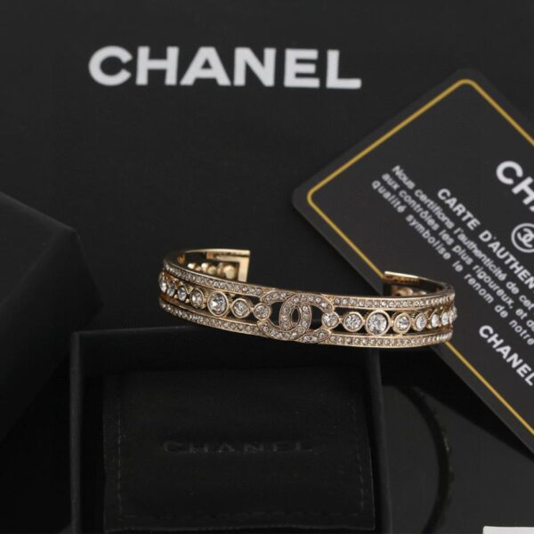 Nuovo bracciale Chanel di alta qualità con cristalli Swarovski intarsiati di precisione (6QTC1)