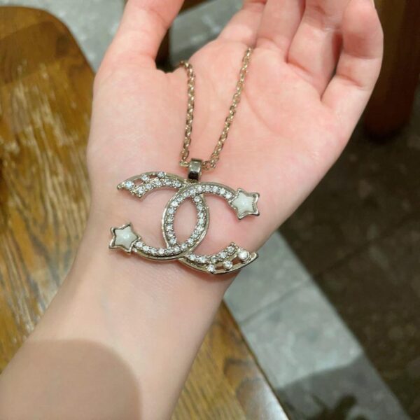 replica,repliche,fake,1:1,earrings,bracelet,ring,jewelry Collana vintage con lettere Chanel (ZNUQZ)