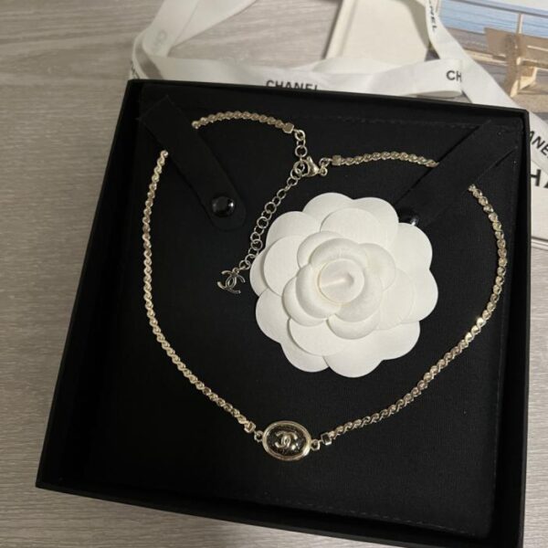 replica,repliche,fake,1:1,earrings,bracelet,ring,jewelry Collana ovale in ossidiana fine realizzata a mano Chanel 25a (00R45)
