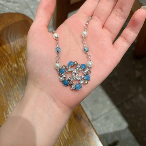 replica,repliche,fake,1:1,earrings,bracelet,ring,jewelry Collana vintage con lettere Chanel (UTHQI)