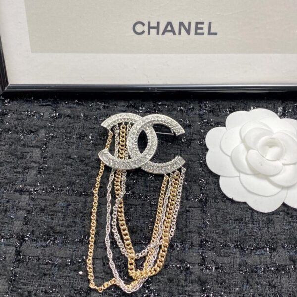 replica,repliche,fake,1:1,earrings,bracelet,ring,jewelry Spilla Chanel (HS8D4)