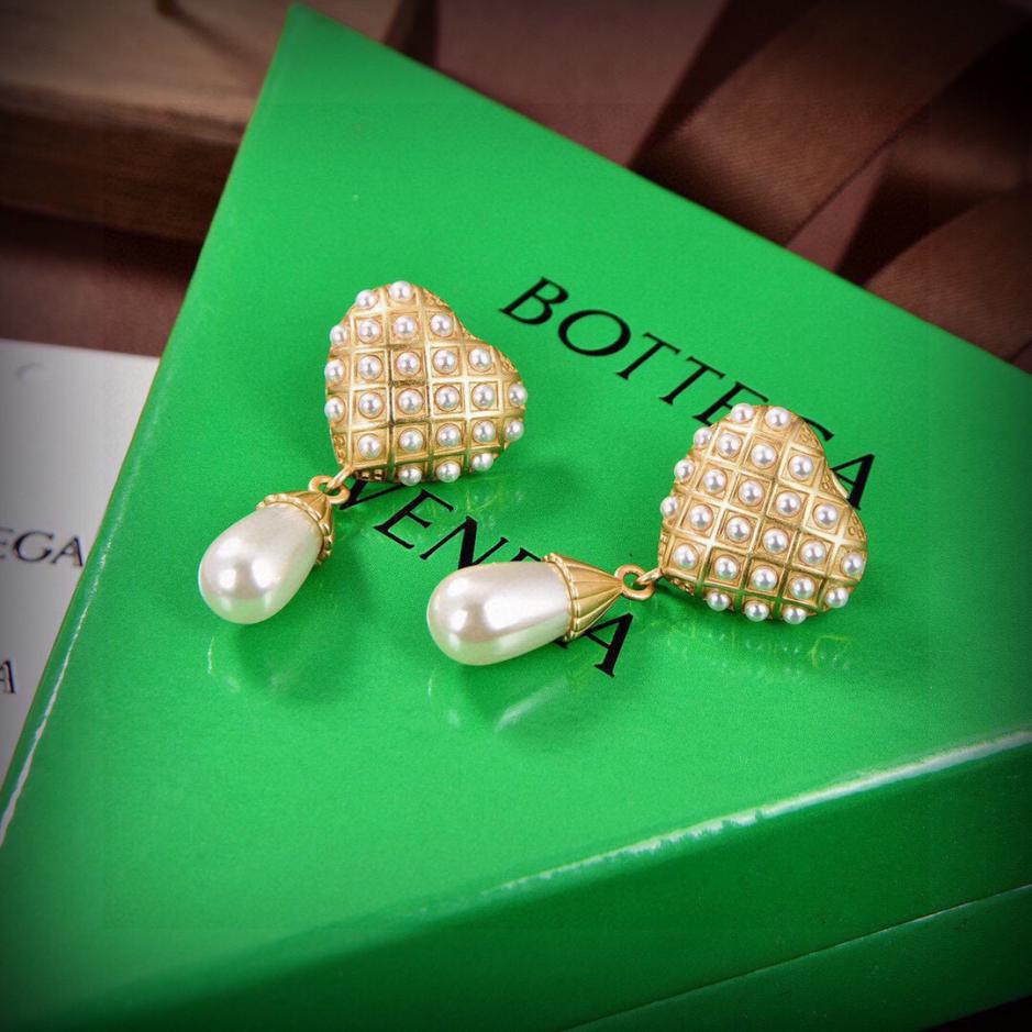 replica,repliche,fake,1:1,earrings,bracelet,ring,jewelry Nuovi orecchini BV (23DRM)