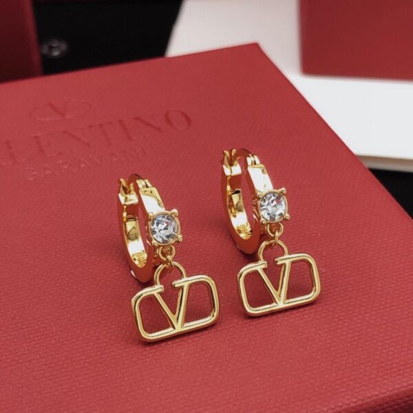 replica,repliche,fake,1:1,earrings,bracelet,ring,jewelry Valentino ultimo modello gancio per orecchio diamante bianco materiale ottone ZP uniforme (LCND7)