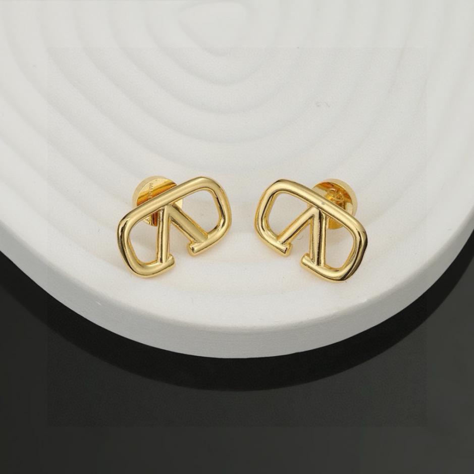 replica,repliche,fake,1:1,earrings,bracelet,ring,jewelry Orecchini Valentino Logo V in oro (0S8WC) replica,repliche,fake,1:1,earrings,bracelet,ring,jewelry Orecchini Valentino Logo V in oro (0S8WC)