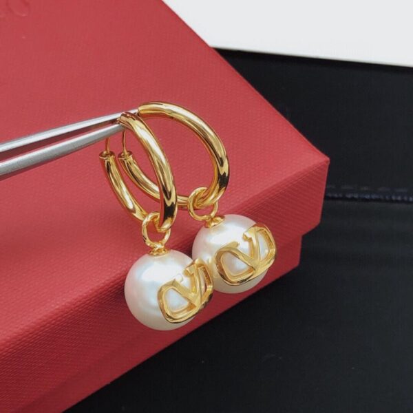 Nuovi ganci per orecchini in perla Valentino, materiale ottone (FPH8Q)