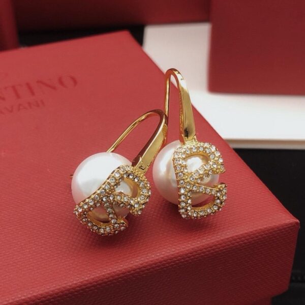 replica,repliche,fake,1:1,earrings,bracelet,ring,jewelry Gancio per orecchini in perla Valentino, ultimo modello, materiale in ottone ZP (A01JW)