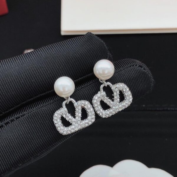 replica,repliche,fake,1:1,earrings,bracelet,ring,jewelry Orecchini Valentino in perle e diamanti in argento (BRI7H)