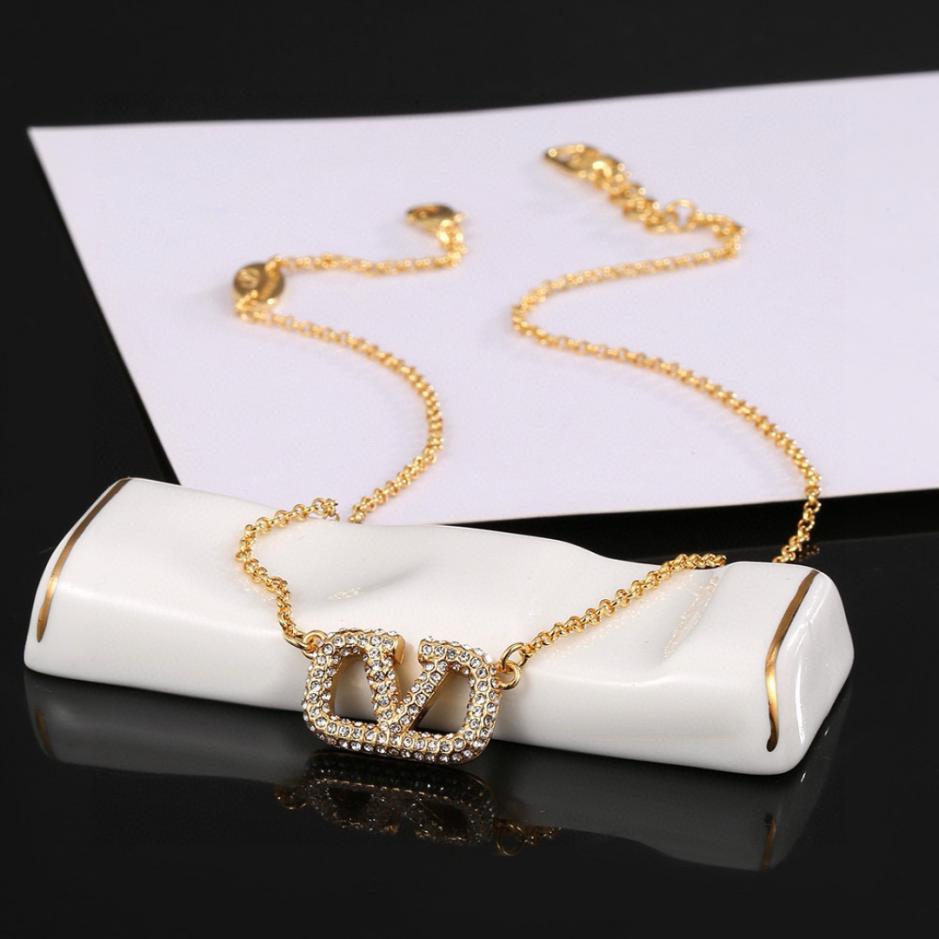 replica,repliche,fake,1:1,earrings,bracelet,ring,jewelry Collana Valentino Counter nuova (DT6M2) replica,repliche,fake,1:1,earrings,bracelet,ring,jewelry Collana Valentino Counter nuova (DT6M2)