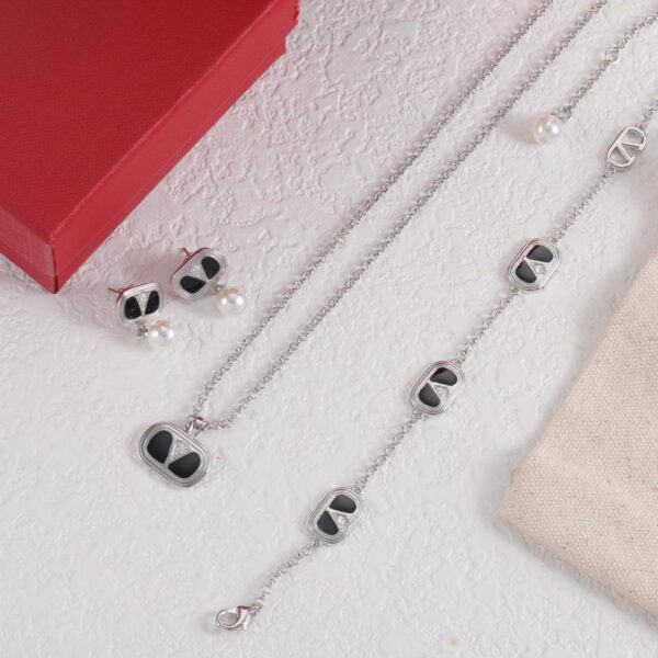 replica,repliche,fake,1:1,earrings,bracelet,ring,jewelry Valentino (3AB4Y)