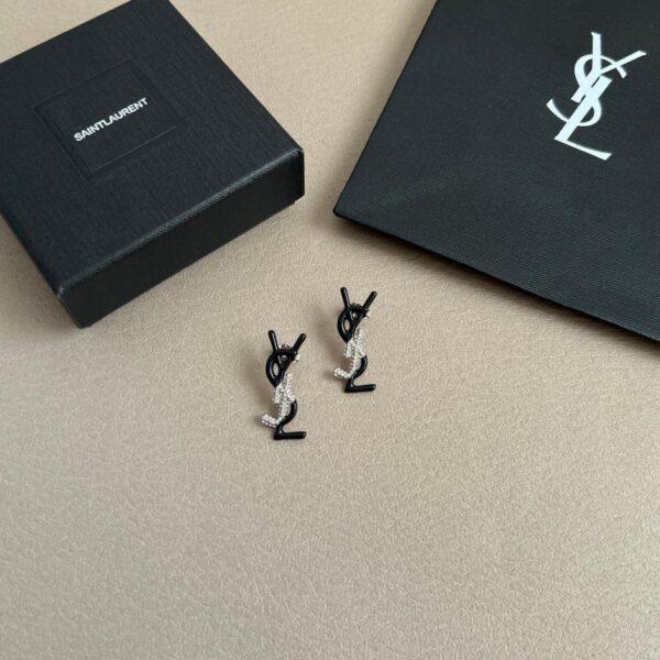 Orecchini Yves Saint Laurent (IZEZU)