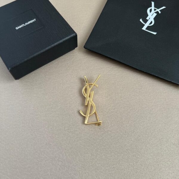 replica,repliche,fake,1:1,earrings,bracelet,ring,jewelry Spilla con lettera YSL (V5GAH)