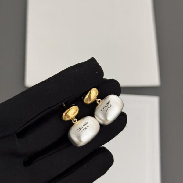 replica,repliche,fake,1:1,earrings,bracelet,ring,jewelry Orecchini grandi in argento con ciondolo piccolo in oro Celine (N28FZ)