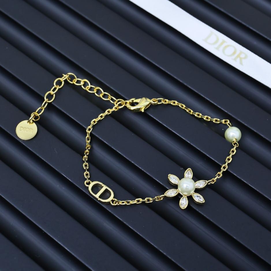 replica,repliche,fake,1:1,earrings,bracelet,ring,jewelry Bracciale Dior New Sunflower (FMB9D) replica,repliche,fake,1:1,earrings,bracelet,ring,jewelry Bracciale Dior New Sunflower (FMB9D)