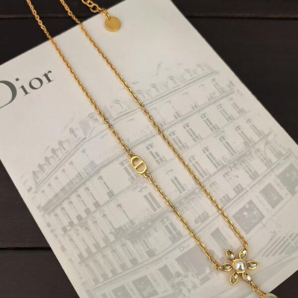 replica,repliche,fake,1:1,earrings,bracelet,ring,jewelry Collana con fiori di cristallo Dior, ultima novità, realizzata in ottone ZP (TCYHQ)