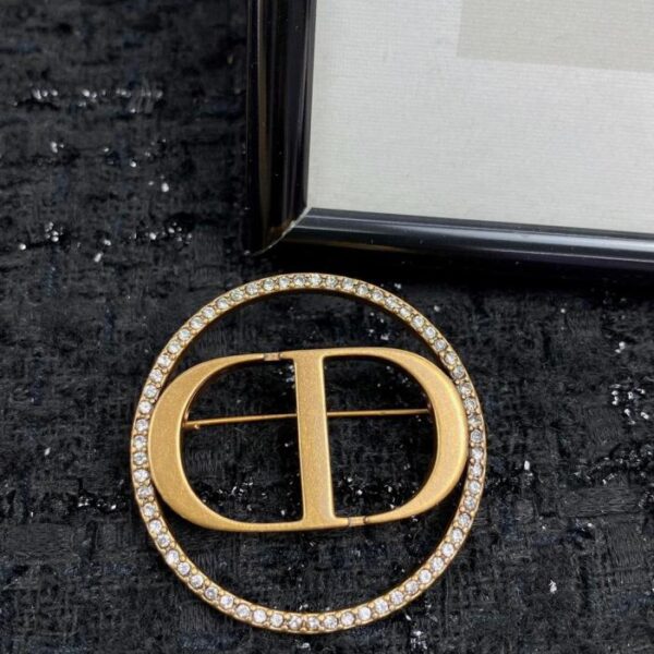 replica,repliche,fake,1:1,earrings,bracelet,ring,jewelry Spilla Dior Contatore Sincrono (748BV)